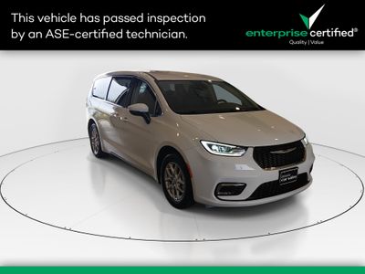 2023 Chrysler Pacifica - Photo 1