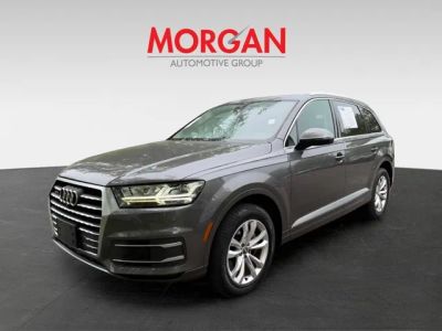 2019 Audi Q7 — rear three-quarter view
