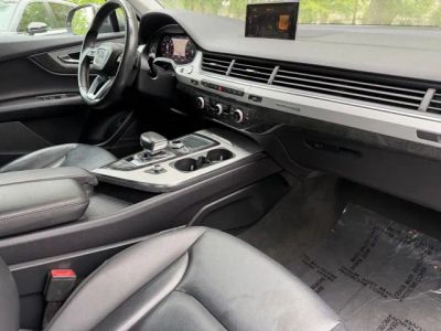 2019 Audi Q7 — photo 12 view