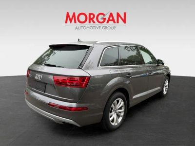 2019 Audi Q7 — engine compartment view