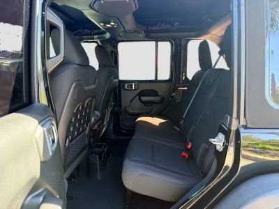 2021 Jeep Wrangler — photo 20 view