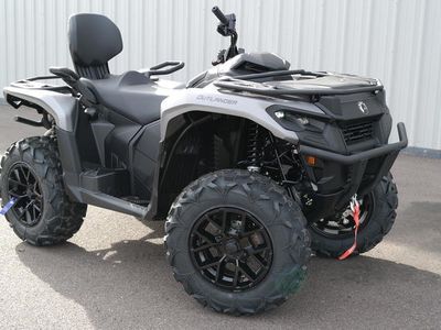 2026 Can-Am Outlander MAX XT 700 - Photo 2