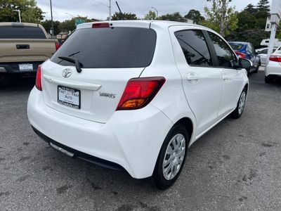 2015 Toyota Yaris - Photo 4