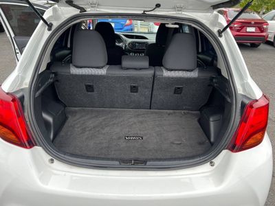 2015 Toyota Yaris - Photo 18