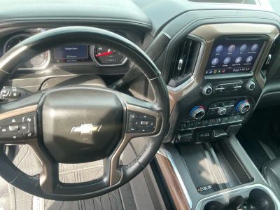 2023 Chevrolet Silverado 2500HD — photo 14 view