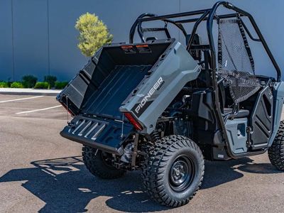 2025 Honda Pioneer 520 - Photo 8
