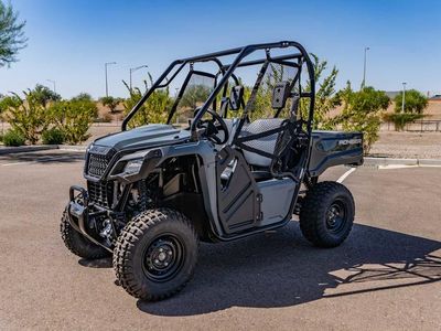 2025 Honda Pioneer 520 - Photo 2