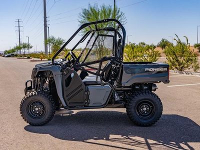 2025 Honda Pioneer 520 - Photo 6