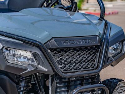 2025 Honda Pioneer 520 - Photo 13