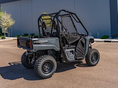 2025 Honda Pioneer 520 - Photo 5