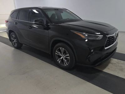2022 Toyota Highlander - Photo 4