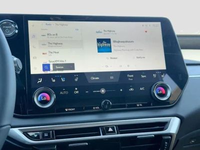 2026 Lexus RX — photo 33 view