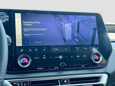 2026 Lexus RX — photo 34 view