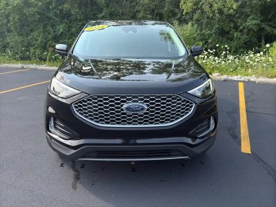 2024 Ford Edge — side profile view