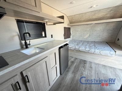 2025 Coachmen RV Catalina Summit Series 7 - Photo 7