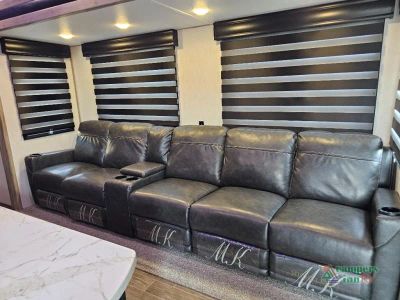2021 Forest River RV Cherokee Arctic Wolf — photo 32 view