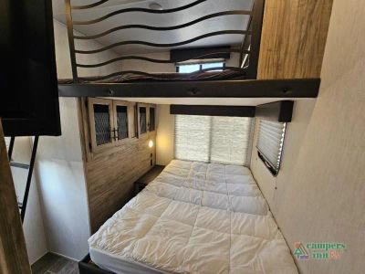 2021 Forest River RV Cherokee Arctic Wolf — photo 40 view