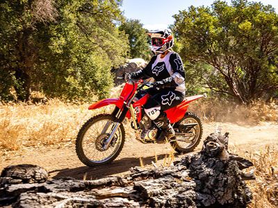 2025 Honda CRF125F - Photo 4
