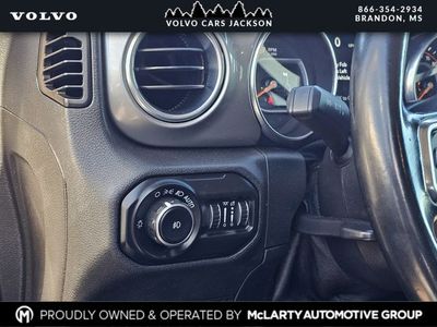 2021 Jeep Wrangler - Photo 18