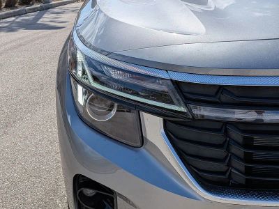 2026 Kia Seltos — photo 10 view
