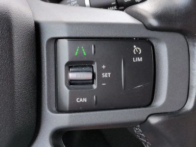 2023 Land Rover Defender 110 — photo 27 view