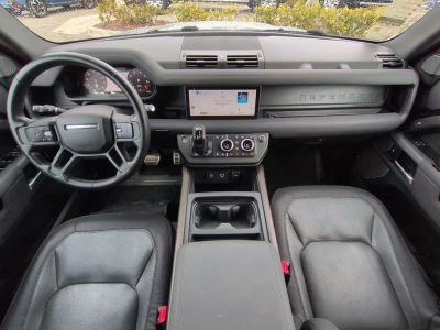 2023 Land Rover Defender 110 — photo 15 view