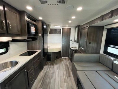 2026 Entegra Coach Odyssey SE - Photo 6