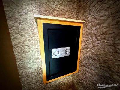 2015 Newmar Ventana — photo 18 view