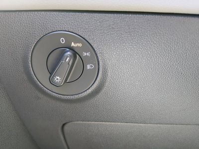 2024 Volkswagen Taos — photo 13 view