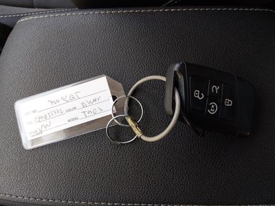 2024 Volkswagen Taos — photo 15 view