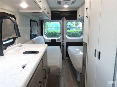 2026 Thor Motor Coach Tellaro - Photo 5