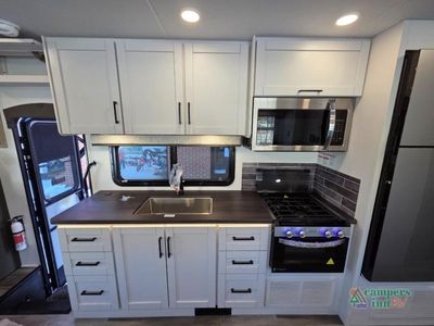2026 Jayco Greyhawk - Photo 17