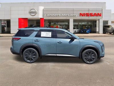 2026 Nissan Pathfinder — side profile view