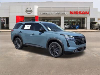 2026 Nissan Pathfinder SL — front three-quarter view