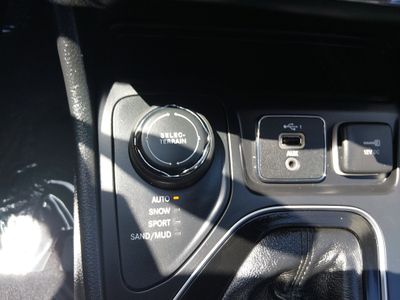 2023 Jeep Cherokee - Photo 22