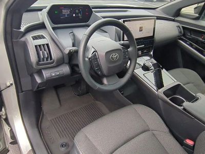2024 Toyota bZ4X — photo 9 view