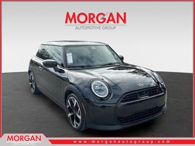 2025 MINI Cooper S Signature Plus in Black — front three-quarter view