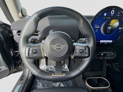 2025 MINI Cooper S — photo 10 view
