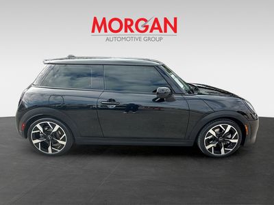 2025 MINI Cooper S — photo 8 view