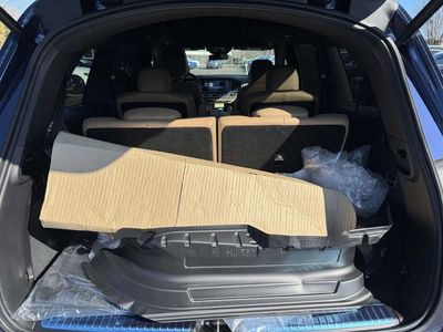 2026 Mercedes-Benz GLS - Photo 14