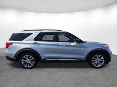 2020 Ford Explorer - Photo 3