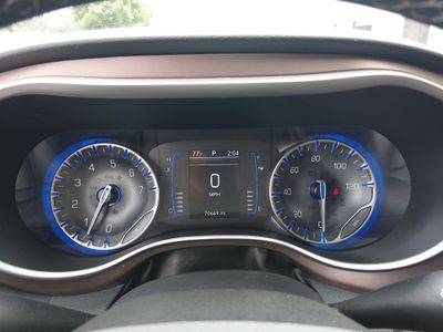 2022 Chrysler Voyager - Photo 14