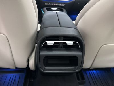 2026 Mercedes-Benz E-Class - Photo 23