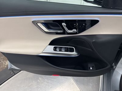 2026 Mercedes-Benz E-Class - Photo 17