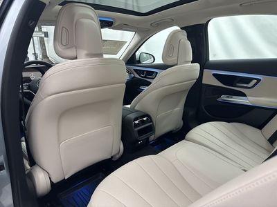 2026 Mercedes-Benz E-Class - Photo 18