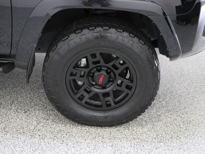 2024 Toyota 4Runner 4WD - Photo 5
