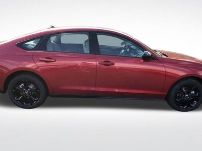 2025 Honda Accord Sedan SE CVT — photo 10 view
