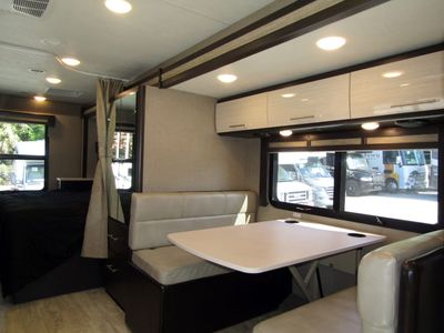 2019 Thor Motor Coach COMPASS - Photo 14