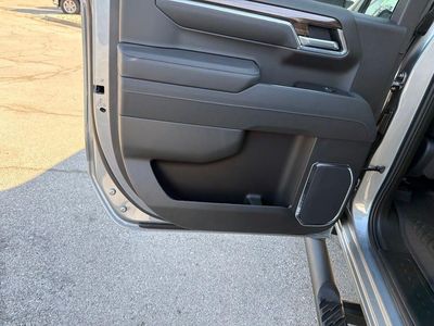 2026 Chevrolet Silverado 1500 — photo 16 view