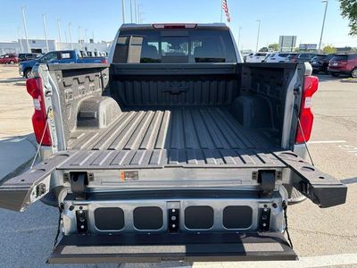2026 Chevrolet Silverado 1500 — photo 11 view